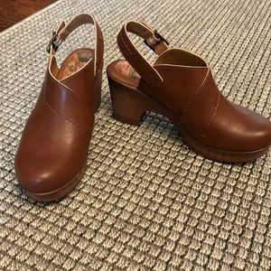 B o C brand clogs - size 9- never worn